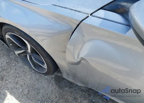 2018 Honda Accord Sport z USA, uszkodzony, nr VIN 1HGCV1F3XJA192420